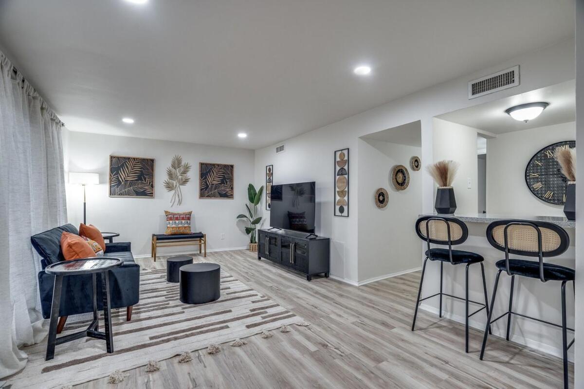 2bd2bath Med District Remodel B *