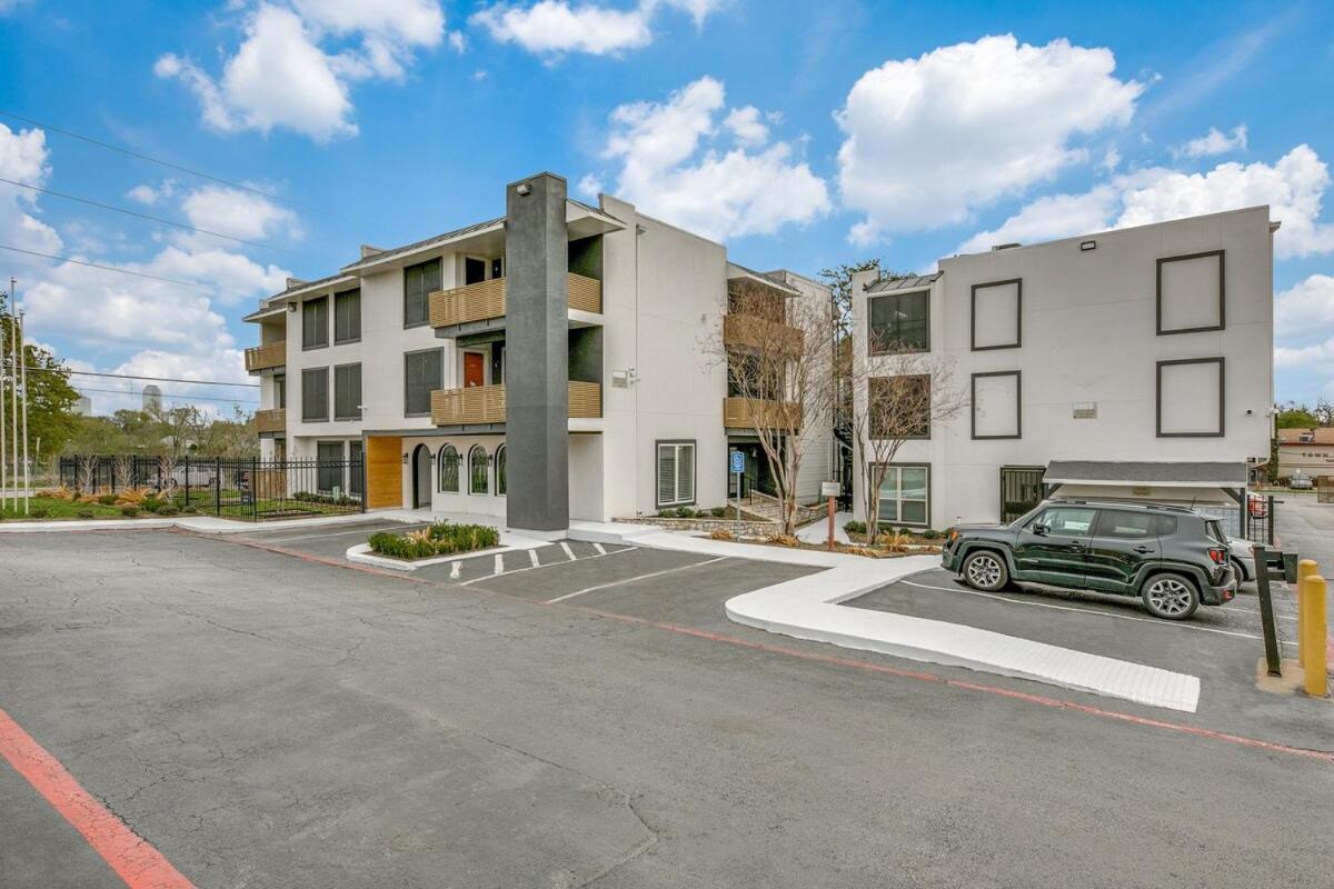 2bd2bath Med District Remodel B